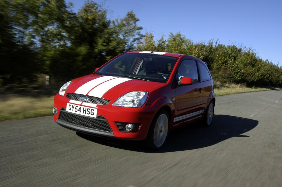  Ford Fiesta ST 2005 года  (фото 23 из 57)